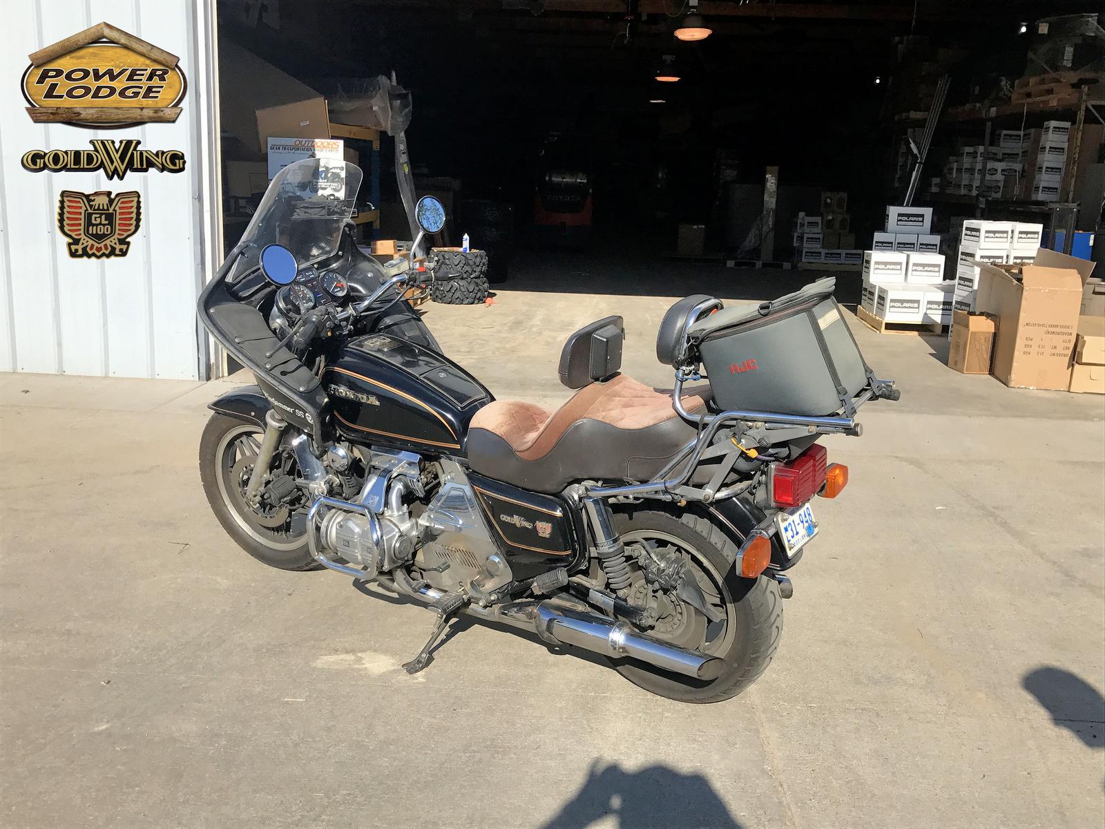 1982 Honda GL1100 GOLDWING - Photo 2